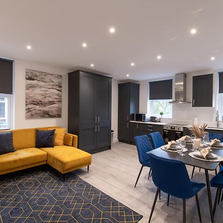 Fantastic New, London Apartment 3 Bed 1 Bath & Parking Whetstone Екстер'єр фото