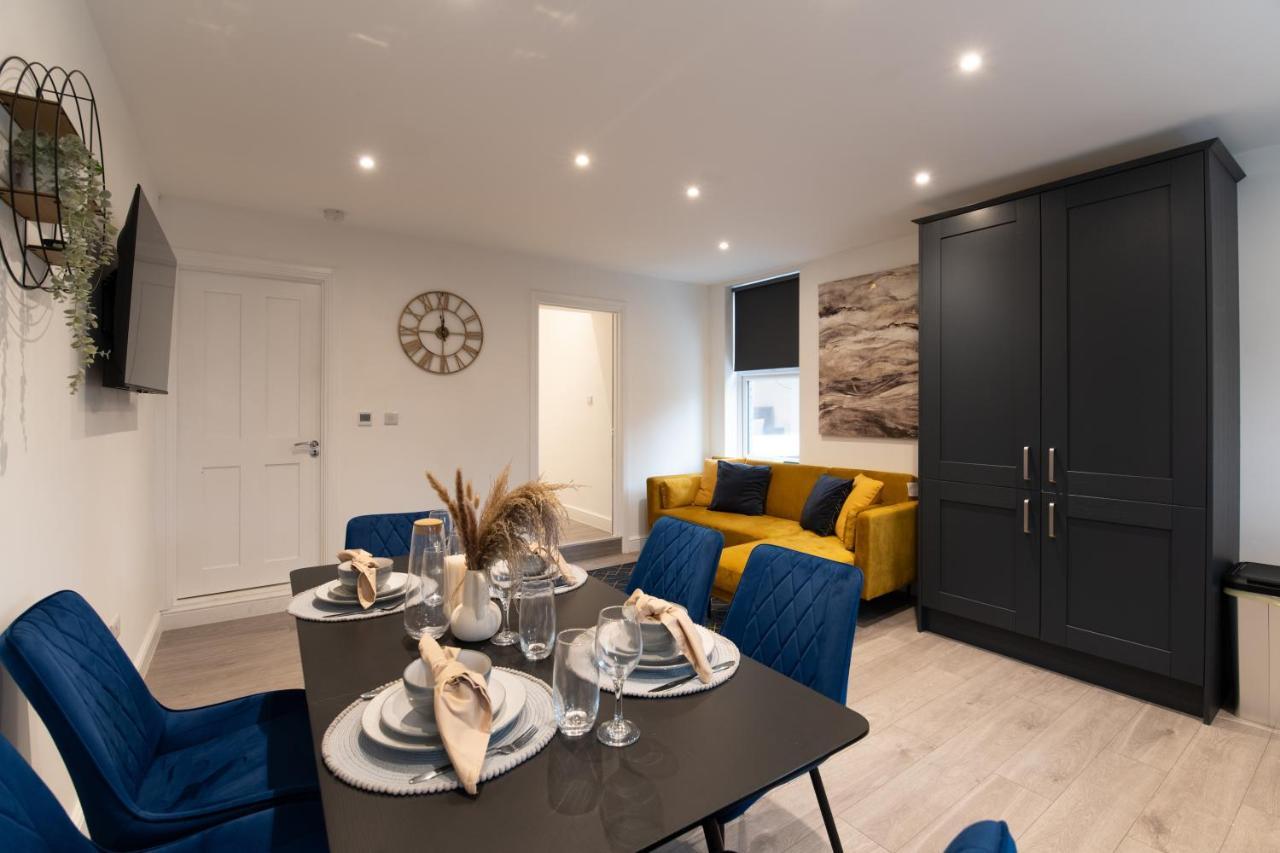 Fantastic New, London Apartment 3 Bed 1 Bath & Parking Whetstone Екстер'єр фото